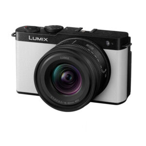 PANASONIC LUMIX DC-S9 Blanc + L 18-40 mm f/4,5-6,3